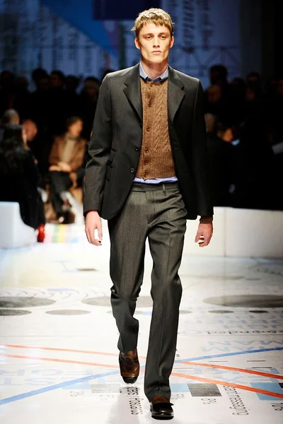 Look 23